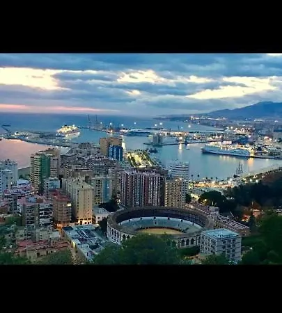 Проживание в семье Privada, Apartamento Centro Cerca De La Playa Малага